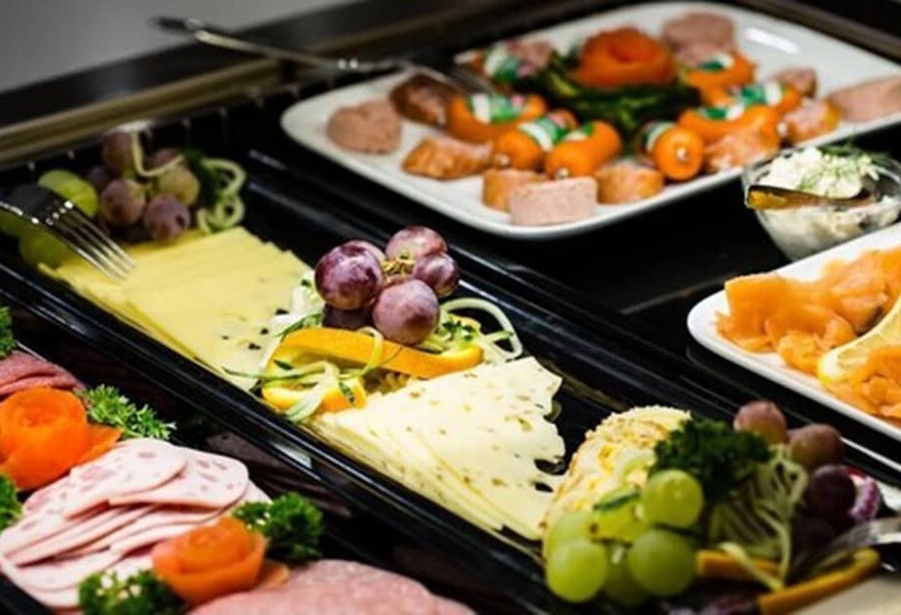 Отель Atlas Leipzig