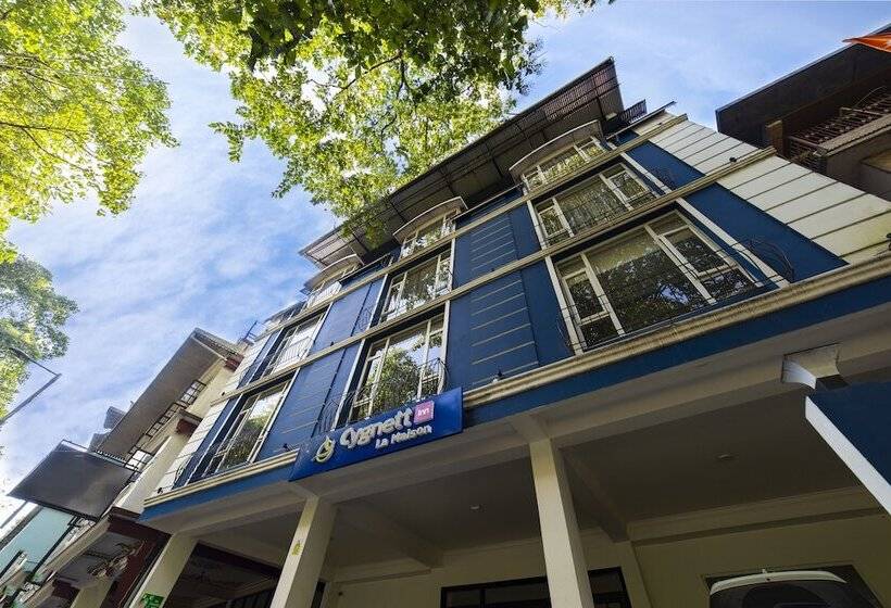 בית מלון כפרי Cygnett Inn La Maison