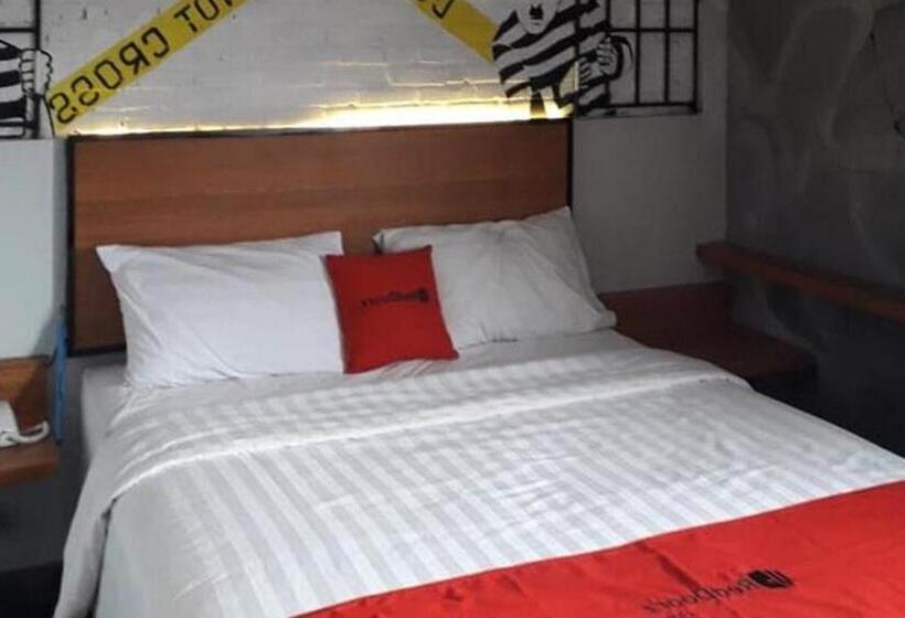 בית מלון כפרי Reddoorz Plus @ Doorman Guest House