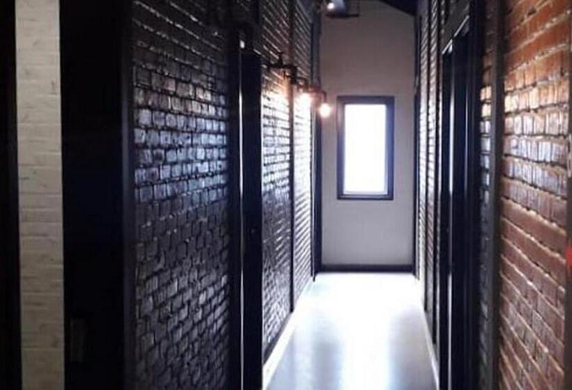 בית מלון כפרי Reddoorz Plus @ Doorman Guest House