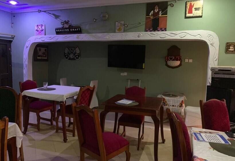 هتل Gya Son Royal Guesthouse