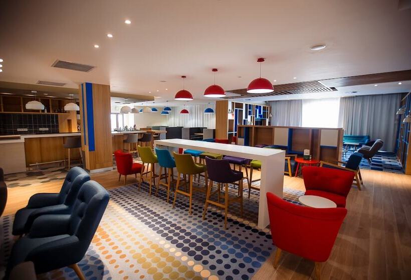 فندق Holiday Inn   Aktau   Seaside, An Ihg