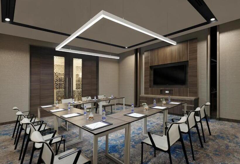 Отель Holiday Inn Express Kolkata Airport, An Ihg