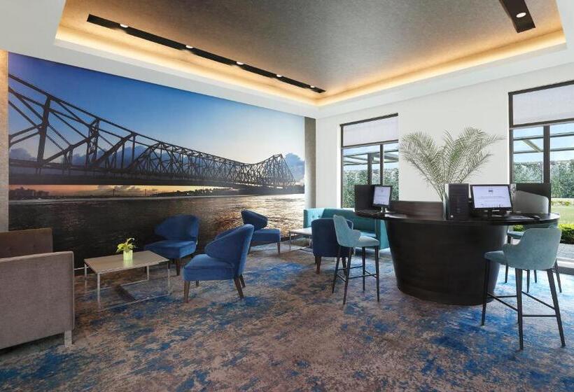 Отель Holiday Inn Express Kolkata Airport, An Ihg