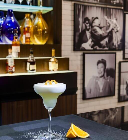 هتل Lemon Tree Premier, Mumbai International Airport