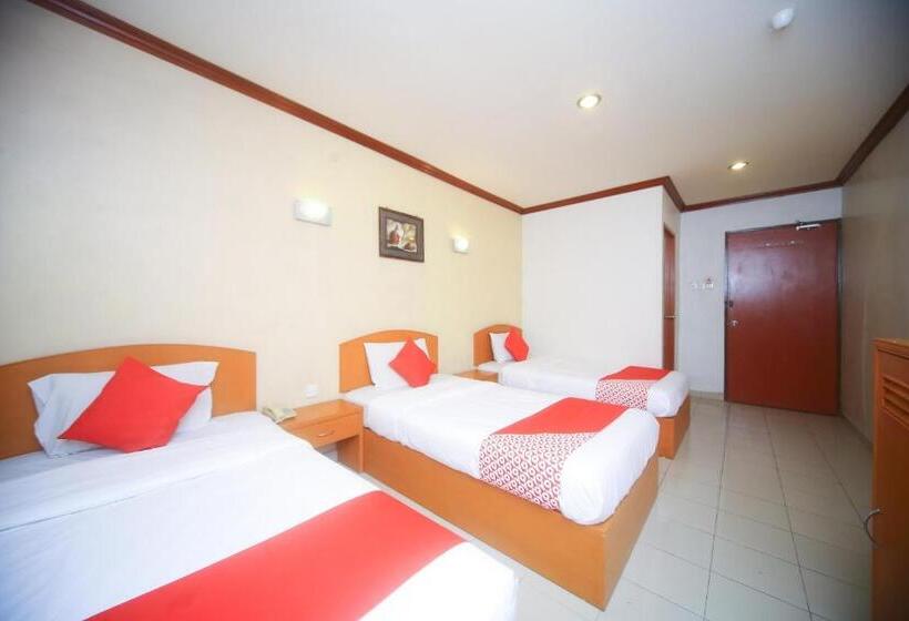 فندق London By Oyo Rooms