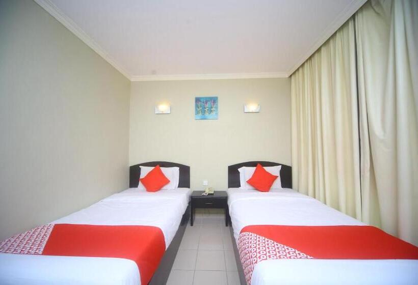 هتل London By Oyo Rooms