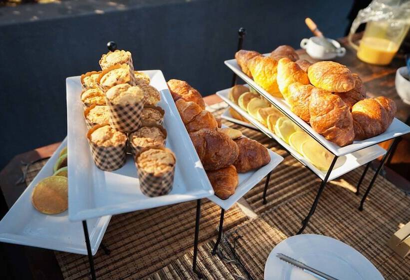 فندق Lovina Beach Club & Resort