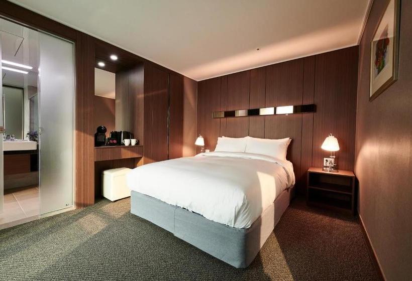 בית מלון כפרי New Raon Stay