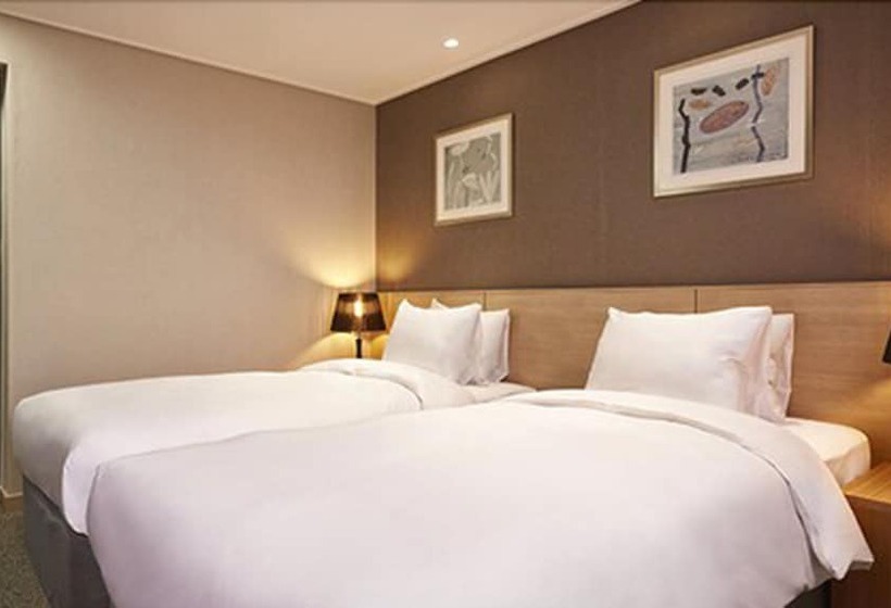 בית מלון כפרי New Raon Stay