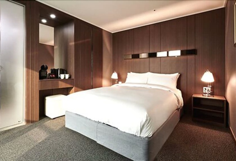 בית מלון כפרי New Raon Stay