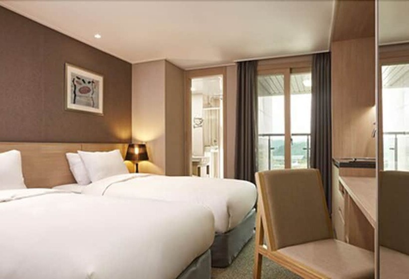 בית מלון כפרי New Raon Stay