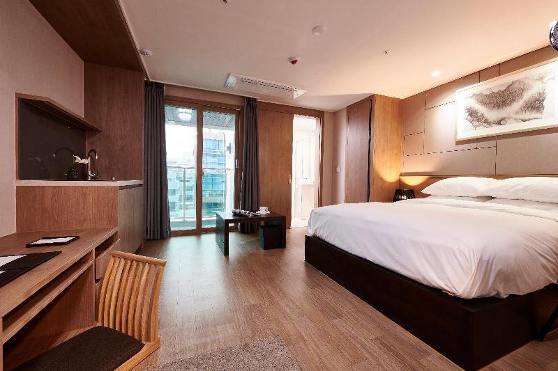 בית מלון כפרי New Raon Stay