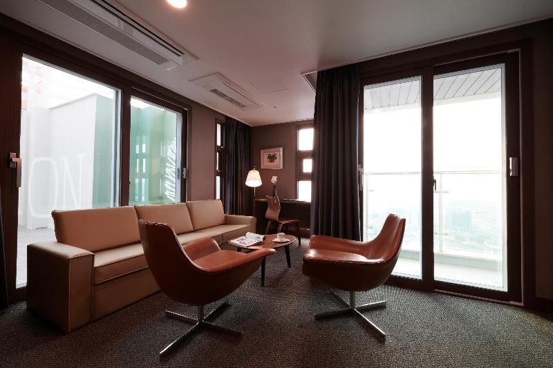 בית מלון כפרי New Raon Stay