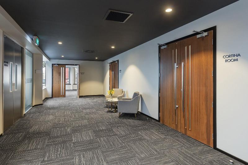 호텔 Oaks Wellington