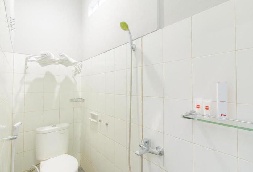 호텔 Oyo 871 Aira Costel