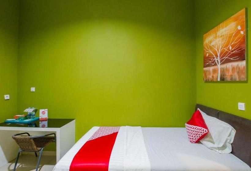 호텔 Oyo 871 Aira Costel