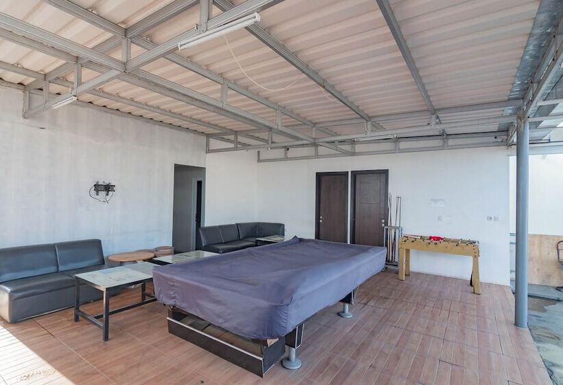 בית מלון כפרי Reddoorz Plus @ Doorman Guest House