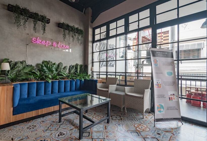 בית מלון כפרי Reddoorz Plus @ Doorman Guest House