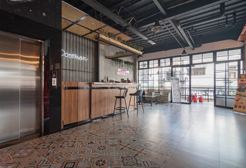 בית מלון כפרי Reddoorz Plus @ Doorman Guest House