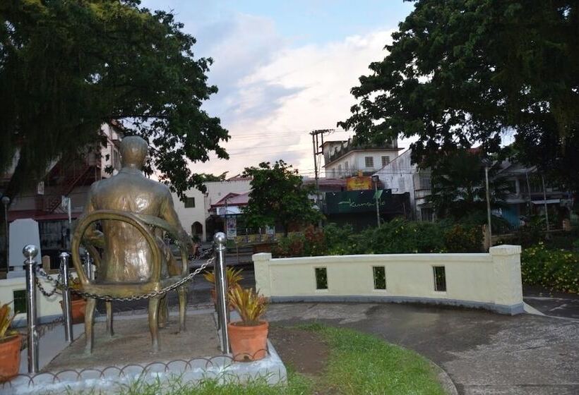 هتل Rupert A Baler