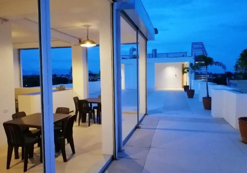 هتل Rupert A Baler