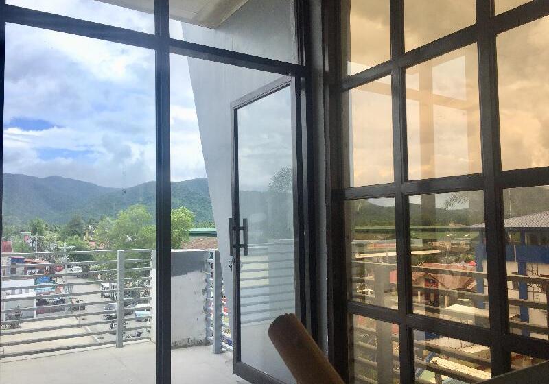 هتل Rupert A Baler