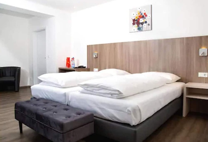 Sevendays Hotel And Boardinghouse Kirchheim