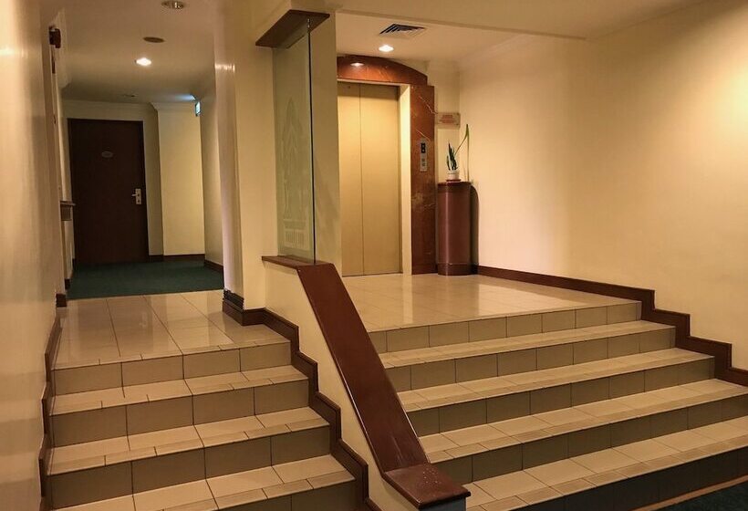 The Executive Hotel Lahad Datu