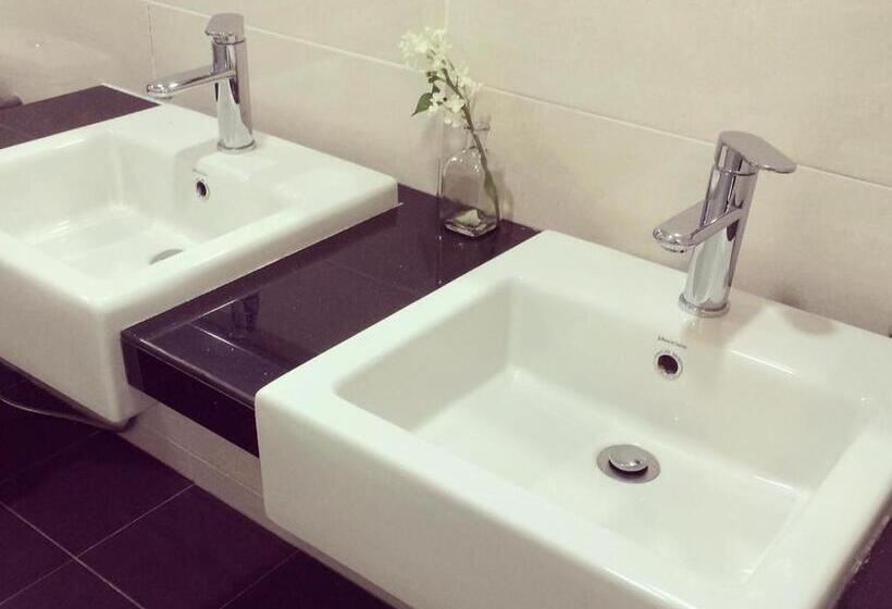 בית מלון כפרי The View