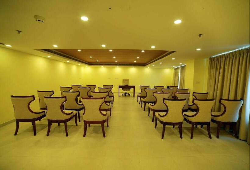 هتل Vivin Luxury Suites