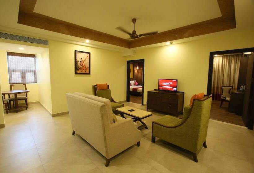 هتل Vivin Luxury Suites