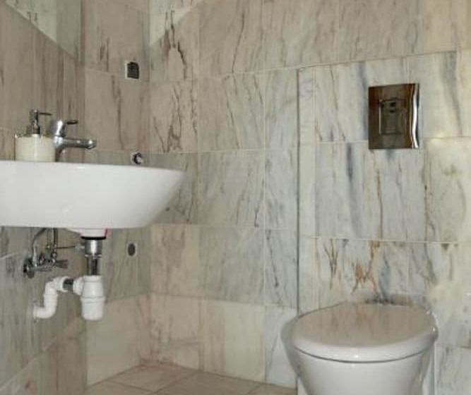 Пансион Amber House