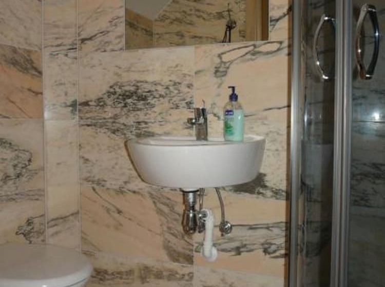 Пансион Amber House