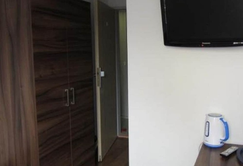 Пансион Amber House