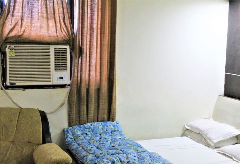 Пансион Central Guest House