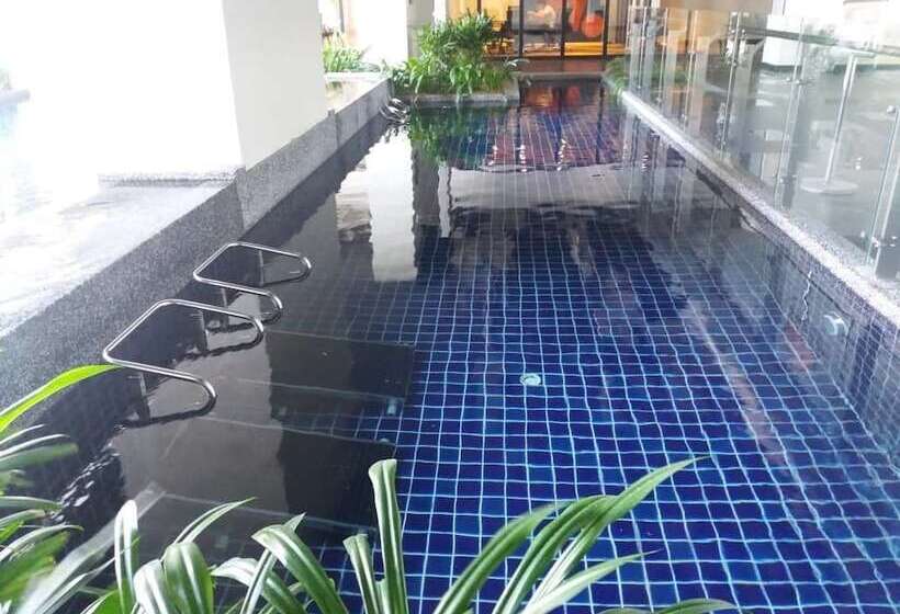 פנסיון Ezzyhome Medini