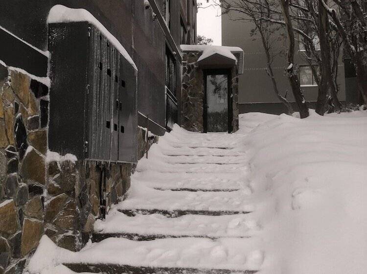 بنسيون Kabuki Mt Buller