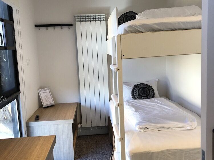 بنسيون Kabuki Mt Buller