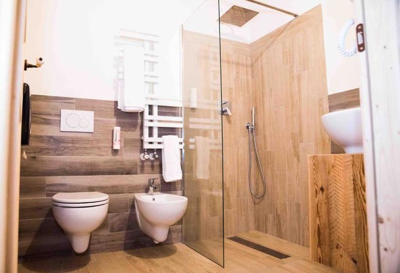 펜션 Locanda Ponte Serra