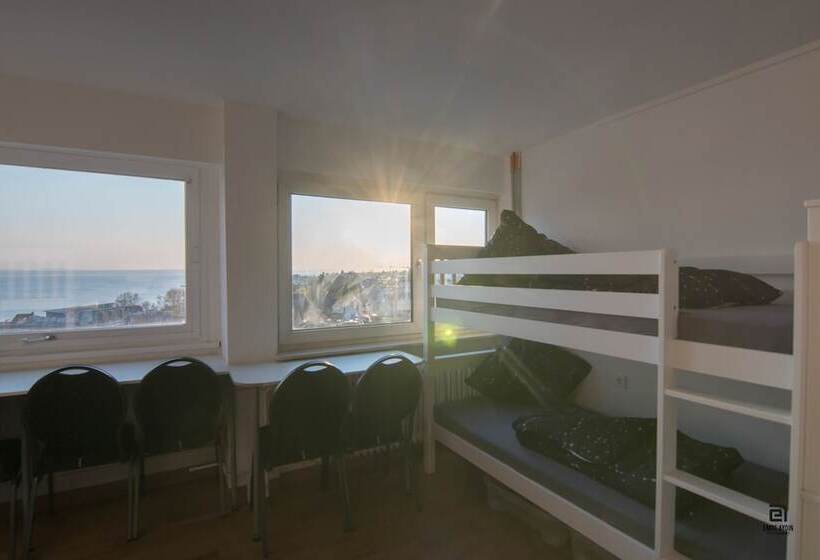 Skyhostel Friedrichshafen