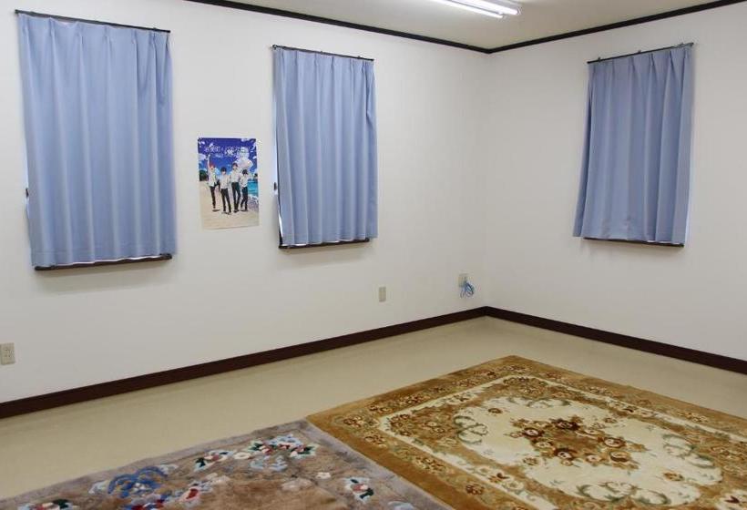 فندق صغير Guesthouse Famusuton