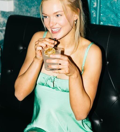 旅馆 The Village Cairns