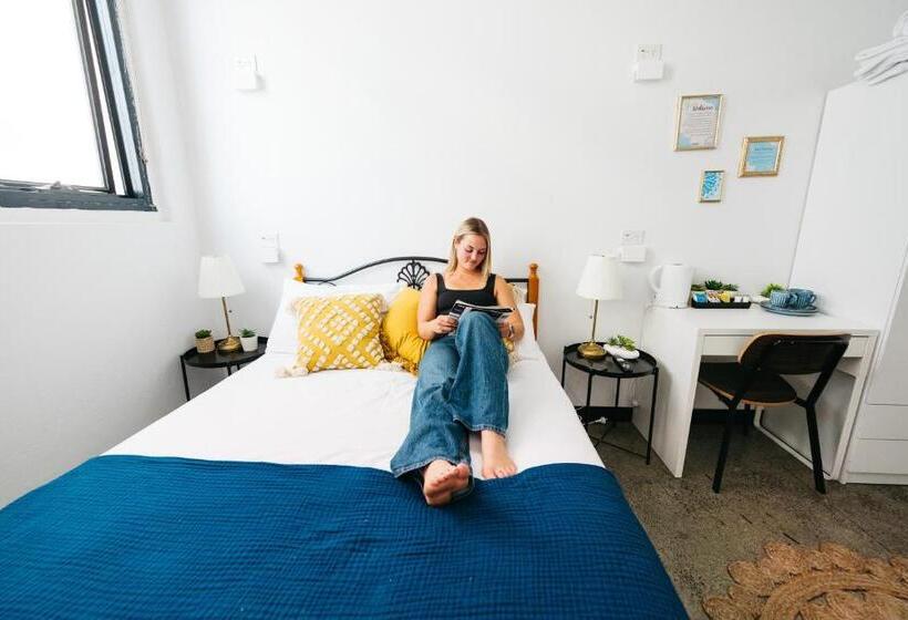 旅馆 The Village Cairns