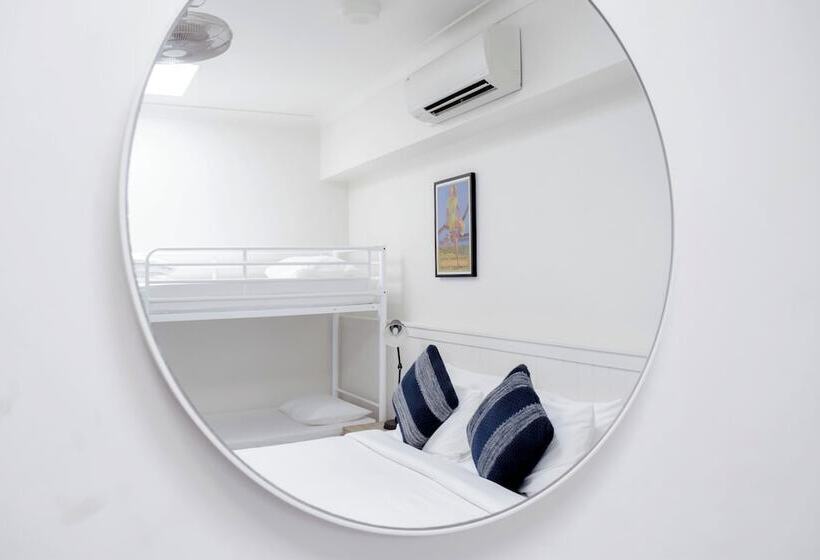 旅馆 The Village Cairns