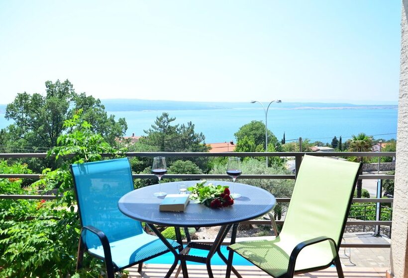 Apartments Lounger Frkovic