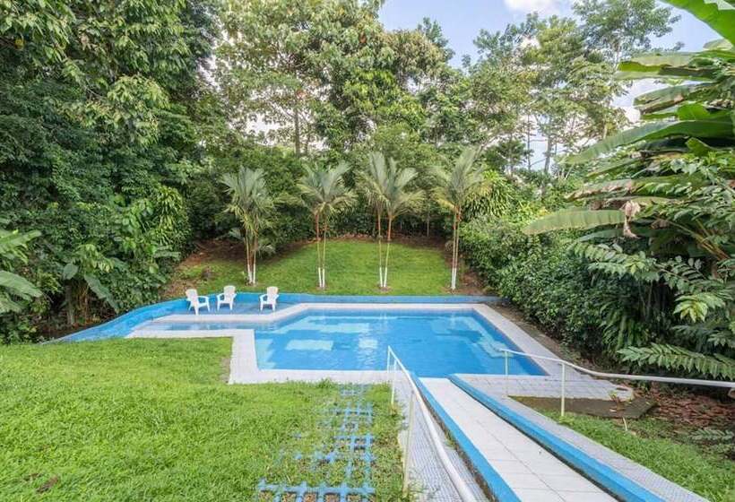 住宿加早餐 Curi Hostel