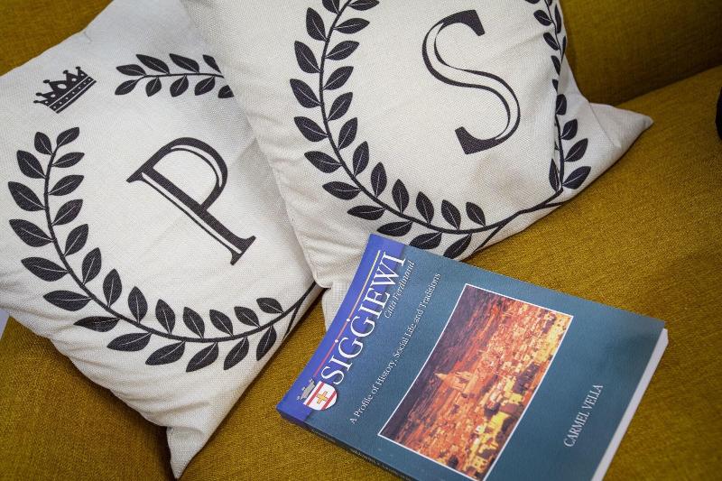 تختخواب و صبحانه Pjazza Suites Boutique Hotel By Cx Collection