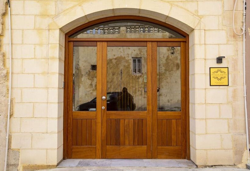 تختخواب و صبحانه Pjazza Suites Boutique Hotel By Cx Collection