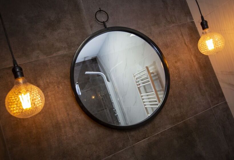 تختخواب و صبحانه Pjazza Suites Boutique Hotel By Cx Collection